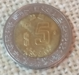 Image #1 of 5 Pesos 2019