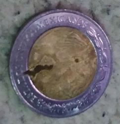 Image #2 of 2 Pesos 2017