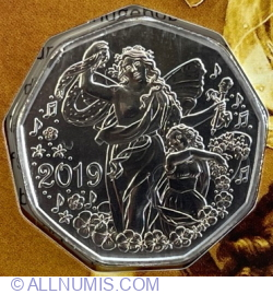 Image #2 of 5 Euro 2019 - New Year