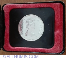 Image #2 of 1 Dollar 1972 - silver