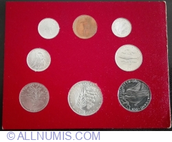 Image #2 of Mint Set 1975 (XIII)