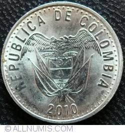 Image #2 of 50 Pesos 2010