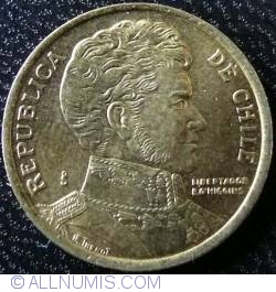Image #2 of 10 Pesos 2009