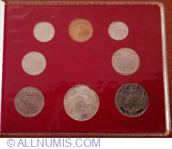 Mint set 1975