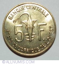 Image #2 of 5 Francs 2011