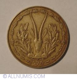 Image #2 of 10 Francs 1976
