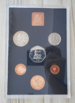 Image #2 of Royal Mint 1971