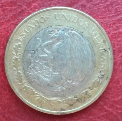 Image #2 of 10 Pesos 2010