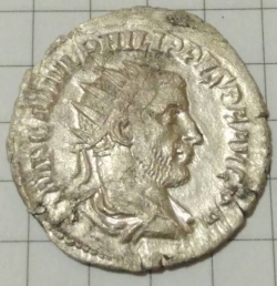 Image #1 of Antoninian 244-249