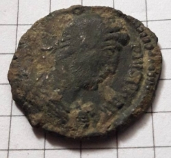 Antoninian 365-366