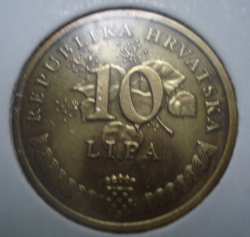 Image #1 of 10 Lipa 2004