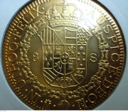 8 escudos 1775  REPLICA
