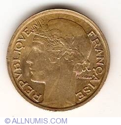 50 Centimes 1933 (9 închis)