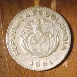 Image #1 of 10 Centavos 1961