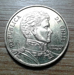 Image #2 of 10 Pesos 2014