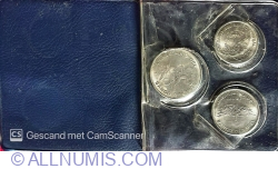 Image #2 of Mint Set 1975 - 25th Anniversary of the Central Bank