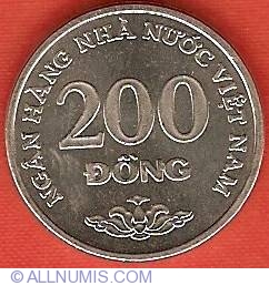 200 Dong 2003