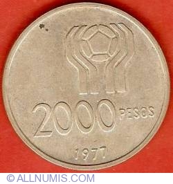 Image #2 of 2000 Pesos 1977 - World Soccer Championships