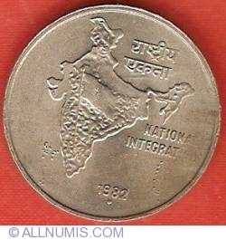 Image #2 of 50 Paise 1982 (B) - National Integration
