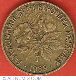 Image #2 of 20 Franci (4 Ariary) 1989