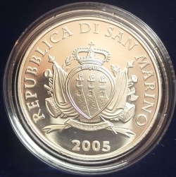 Image #2 of 10 Euro 2005