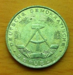 Image #2 of 10 Pfennig 1973 A