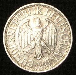 1 Mark 1976 D