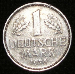 1 Mark 1976 D